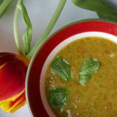Przepis na Zupa z soczewicy i szpinaku