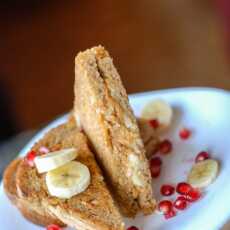 Przepis na Tosty śniadaniowe z bananami i masłem orzechowym