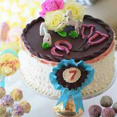 Przepis na Tort i słodki stół z okazji urodzin