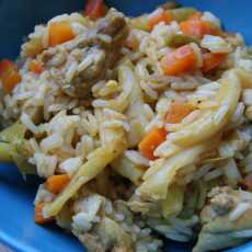Przepis na Kurczak curry smażony z warzywami i ryżem