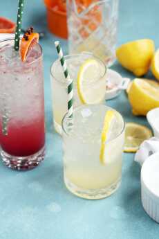 Przepis na Sparkling Spiced Orange and Lemon Winter Tonics