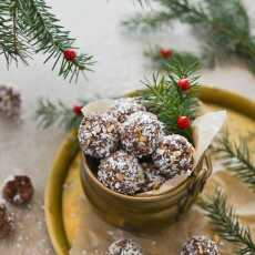 Przepis na Świąteczne pralinki z kaszy jaglanej 