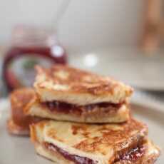Przepis na Śniadaniowo mi #22: Słodkie tosty francuskie z niespodzianką 