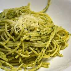 Przepis na Spaghetti w rukolowym pesto
