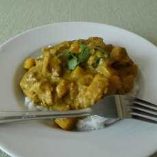 Przepis na Kokosowe curry z kurczakiem i mango