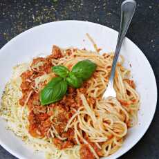 Przepis na Spaghetti a'la bolognese z indykiem (wersja fit w 15 minut!)