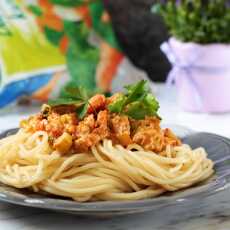 Przepis na Spaghetti Z Sosem Pomidorowym Z Warzywami