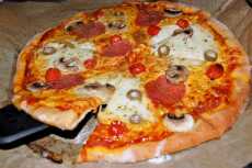 Przepis na Pizza ” Valencia „