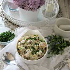 Przepis na Sałatka z tortellini, tuńczykiem i szczypiorkiem