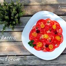 Przepis na Carpaccio z pomidorów z limonkowym vinegretem.
