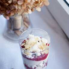 Przepis na ETON MESS Z MALINAMI