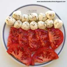 Przepis na Sałatka z pomidora i mozzarelli