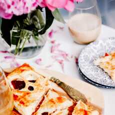 Przepis na Guava Cheese Pastries - Ciastka z guawą i serkiem kremowym