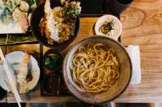 Przepis na Tokyo Food Guide: Where to Eat the Best Udon in Tokyo