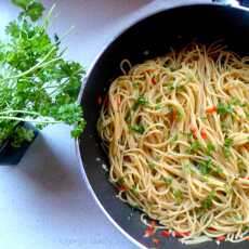 Przepis na Spaghetti aglio, olio e peperoncin