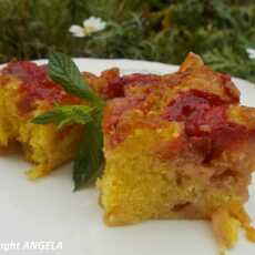 Przepis na Ciasto z mirabelkami i musem truskawkowym ('dwunastkowe') - Mirabelle Plum Cake With Strawberry Mousse - Torta alle mirabelle con la mousse alle fragole