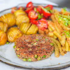 Przepis na Burgery z komosy ryżowej i fasoli z zielonym groszkiem, czyli skąd biorę białko