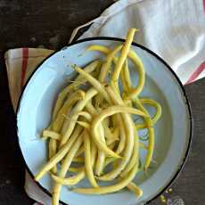 Przepis na Jak ugotować fasolkę szparagową żółtą ?