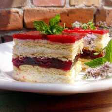 Przepis na Ciasto grysikowe z żelką wiśniową i amaretto