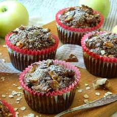 Przepis na Razowe muffiny z jabłkami i płatkami owsianymi