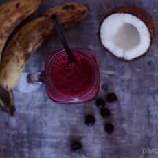 Przepis na Burak + woda kokosowa + banan + borówki