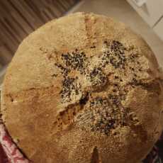 Przepis na Chleb pszenno- żytni na zakwasie żytnim z mlekiem i sezamem
