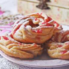 Przepis na Różane wiedeńskie pączki z piekarnika