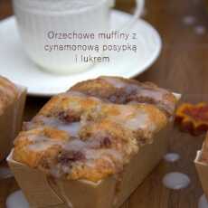 Przepis na Orzechowe muffiny z cynamonową posypką i lukrem 