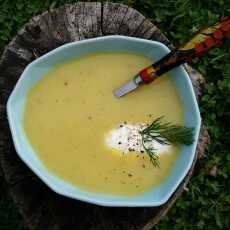 Przepis na Zupa krem ziemniaczana z porem i cebulą