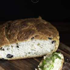 Przepis na Chleb z oliwkami