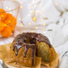 Przepis na Babka pomarańczowa z makiem i czekoladą