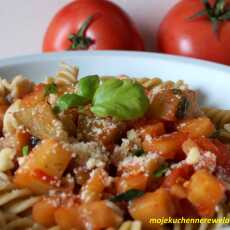Przepis na Fusilli z bakłażanem i pomidorami