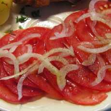 Przepis na Najprostsza surówka z pomidorów