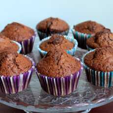 Przepis na Muffiny czekoladowe z wiśniami