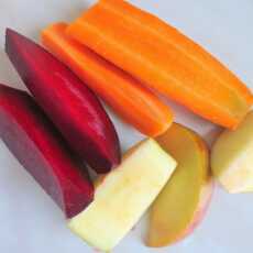 Przepis na Sezonowy sok warzywno owocowy na zimowe wzmocnienie