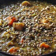 Przepis na Wegańska zupa bezglutenowa z ziarenkami