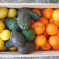 Przepis na In Capagna: pomarańcze, cytryny i awokado. Tarta cytrynowa z bezą