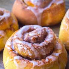 Przepis na Dyniowe Drożdżówki z Cynamonem - Pumpkin Cinnamon Rolls