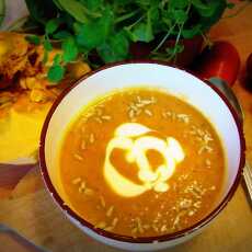 Przepis na Zupa krem z dyni z miodem, cytryną i kuminem
