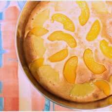 Przepis na Szybkie ciasto z ananasem, brzoskwiniami