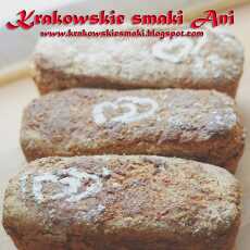 Przepis na Chleb pszenno żytni na zakwasie z ziarnami