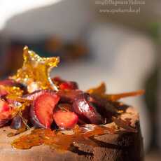 Przepis na Tort jesienny- karmel, czekolada i śliwki!