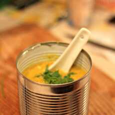 Przepis na Kukurydziana zupa z kurkumą i kolendrą