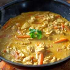Przepis na Kurczak curry z marchewką i cebulą