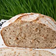 Przepis na Chleb pszenno-żytni na zakwasie z całymi ziarnami