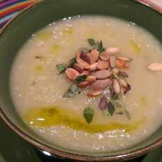 Przepis na Zupa-krem z białych warzyw z nutą trufli