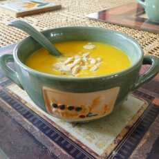 Przepis na Zupa dyniowa z imbirem i mlekiem kokosowym