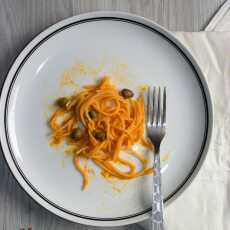 Przepis na Pomarańczowe spaghetti z soczewicą