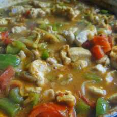 Przepis na Kurczak curry w warzywach. 