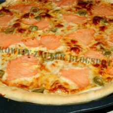 Przepis na Pizza z wędzonym łososiem!!!